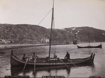 1228. Finmarken, Fiskekvæner - no-nb digifoto 20160111 00031 bldsa AL1228.jpg