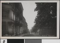 73. 1273. Kristiania. Bispegaten - no-nb digifoto 20131127 00039 bldsa PK00165.jpg