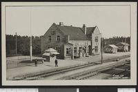 50. 162 Jesseim Jernbanestation - no-nb digifoto 20150902 00322 bldsa PK24107.jpg