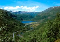 2001. Aurdalen sett fra Grønestølskleivane. I Aurdalen vider dalen seg midlertidig ut. Foto: Frode Inge Helland
