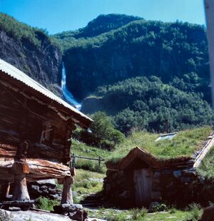 2001 07 06 Aurlandsdalen Sinjarheim4.jpg
