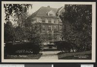 58. 2480 Elverum Parken - no-nb digifoto 20150731 00286 bldsa PK24696.jpg