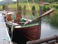 Vengbåten «Ottar» ved kai på Otnes i Valsøyfjorden i 2015. Foto: Olve Utne