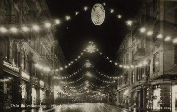 2 Oslo Julestemning. Hegdehaugsveien - no-nb digifoto 20151009 00108 bldsa PK00507.jpg