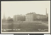 87. 3053 Oslo Vaalerengens Kirke og Skole - no-nb digifoto 20150909 00133 bldsa PK09524.jpg