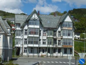 3763 Sjøholt Hotell.jpg