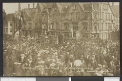 ved Grand Hotel i Kristiansund. Foto: Ukjent / Nasjonalbiblioteket