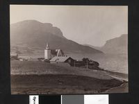 26. 422. Valders, Vangsmjøsen og kirken - NB bldsa AL0422.jpg