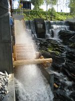 Det kan hentes ut store krefter også fra en beskjeden vannføring.