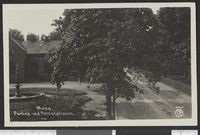 70. 44. Moss, Parken ved Politistationen. - no-nb digifoto 20150626 00021 bldsa PK30637.jpg