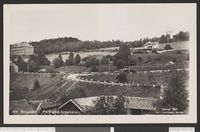 123. 471 Ringsaker. Parti ved Amtskolen - no-nb digifoto 20150812 00047 bldsa PK26212.jpg