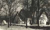 Haslum kirke fotografert på 1920-tallet. Foto: S. Gran/Nasjonalbiblioteket