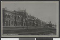 124. 638 Hamar Jernbanestasjonen - no-nb digifoto 20150629 00241 bldsa PK25615.jpg