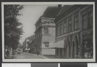 123. 643 Hamar. Strandgaten - no-nb digifoto 20150629 00234 bldsa PK25590.jpg