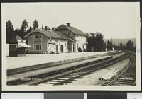 7. 652 Nittedal station - no-nb digifoto 20150821 00282 bldsa PK23766.jpg