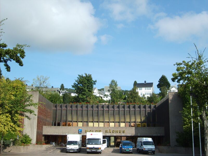 Fil:6689 Molde Raadhus.jpg