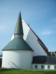 Apsis i aust. Foto: Olve Utne (2008).