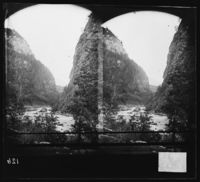 15. 68 ny. Parti av Junkerdalsuren. Stereskop - NB bldsa OTO0126 A.jpg