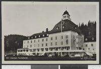 83. 7211 Høsbjør Turisthotel - no-nb digifoto 20150720 00319 bldsa PK25411.jpg