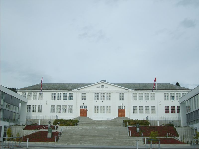 Fil:7384 Molde vgs.jpg