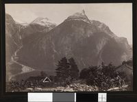 147. 746. Romsdalen, Aagodttind, Eikisdalsvandet - no-nb digifoto 20151109 00143 bldsa AL0746.jpg