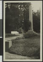 77. 751 Parken Eidsvoldsbygningen - no-nb digifoto 20150825 00190 bldsa PK22664.jpg