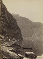 «Søndmør, Parti af Gejrangerfjord». Foto: Axel Lindahl