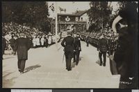 238. 7 Fra Kroningsreisen - no-nb digifoto 20160217 00152 bldsa PK14330.jpg