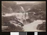 80. 806. Søndmør, Fos ved Merok, Gejranger - no-nb digifoto 20151112 00018 bldsa AL0806.jpg