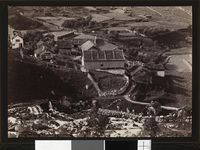 70. 814. Søndmør, Bondegaard i Geiranger - no-nb digifoto 20151112 00163 bldsa AL0814.jpg