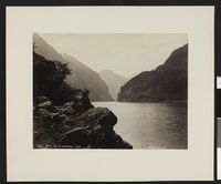 2. 8243 Parti af Nærøfjorden i Sogn - no-nb digifoto 20160308 00263 bldsa FAKnudsen 19.jpg