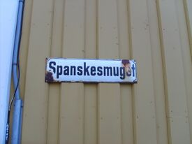 Gateskilt i Spanskesmuget. Foto: Olve Utne (2009).