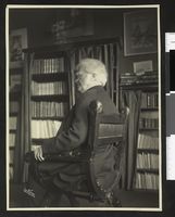 64. 842 "A" Bjørnstjerne Bjørnson bagfra - no-nb digifoto 20160413 00010 blds 08229.jpg