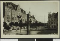 81. 872 Hamar, Parkgaten - no-nb digifoto 20150630 00044 bldsa PK25350.jpg