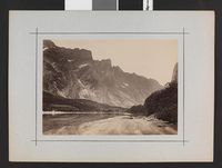 Trolltindene, Rauma. Foto: William Dobson Valentine.