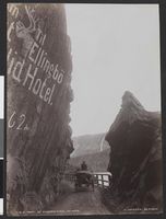 87. 9152 B Parti af Kvamskleven, Valdres - no-nb digifoto 20160303 00219 bldsa L KK0128.jpg