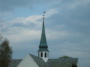 9199 Halsa kirkje.jpg