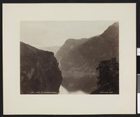 9. 9396 Parti af Geirangerfjorden I Søndmør - no-nb digifoto 20160308 00258 bldsa FAKnudsen 14.jpg