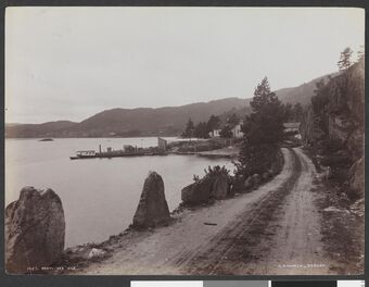 9457 Parti ved Kile - no-nb digifoto 20160304 00064 bldsa L KK0143.jpg