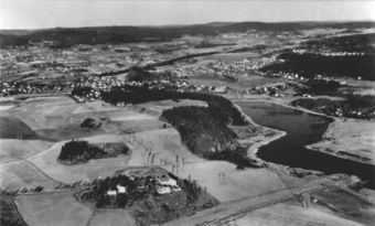 Abildsø gård flyfoto 1948 OB.F18926b.jpg