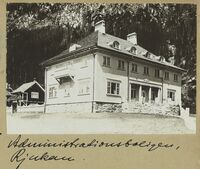 179. Administrasjonsboligen, Rjukan - no-nb digifoto 20160413 00137 bldsa EYDE 5 07A 053.jpg