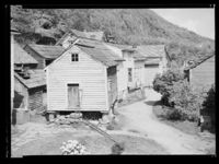 Agatunet i Hardanger - no-nb digifoto 20150218 00167 NB MIT FNR 17254.jpg