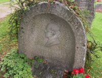 Ingeniøren Albert Hiorths gravminne på Asker kirkegård. Foto: Stig Rune Pedersen