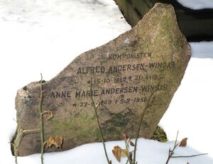 Alfred Andersen-Wingar gravminne.jpg