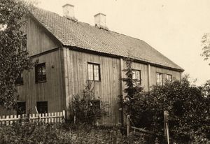 Alm, Oppland - Riksantikvaren-T138 01 0031.jpg