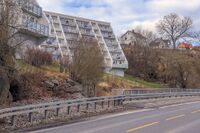 Terrasseblokker i Utsiktsveien på Alvim. Foto: Leif-Harald Ruud (2020).