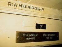 Skilt ved Amundsens lugar på Fram. Foto: Stig Rune Pedersen