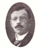 Arbeiderpartiordførere i Oppegård kommune. Harald Johnsen var Arbeiderpartiets første ordfører i perioden 1915-1922. Foto: Oppegård Arbeiderparti.