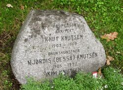 Arkitekt Knut Knutsen er gravlagt på Ris kirkegård i Oslo. Foto: Stig Rune Pedersen