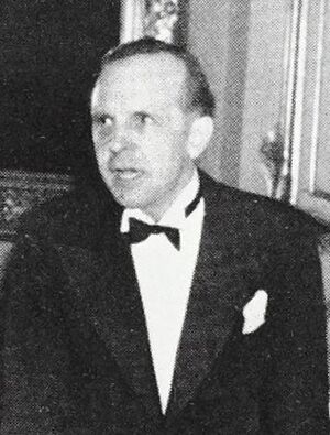 Arne Damm forlegger 1947.jpg